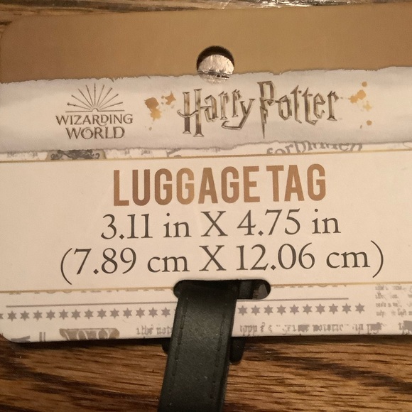 NWT Harry Potter Wizarding World Luggage Tag - Picture 2 of 8